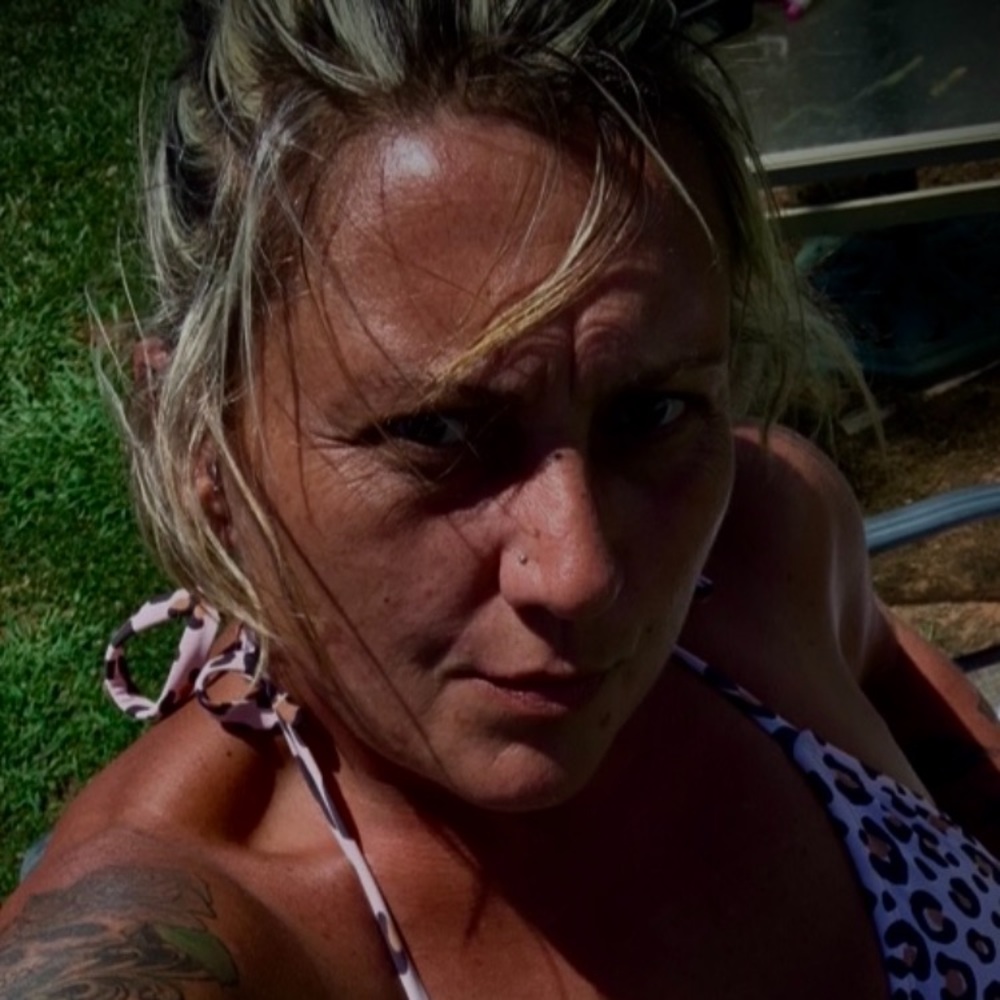 Meet your Posher, Angie